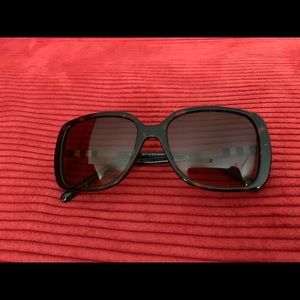 Burberry sunglasses